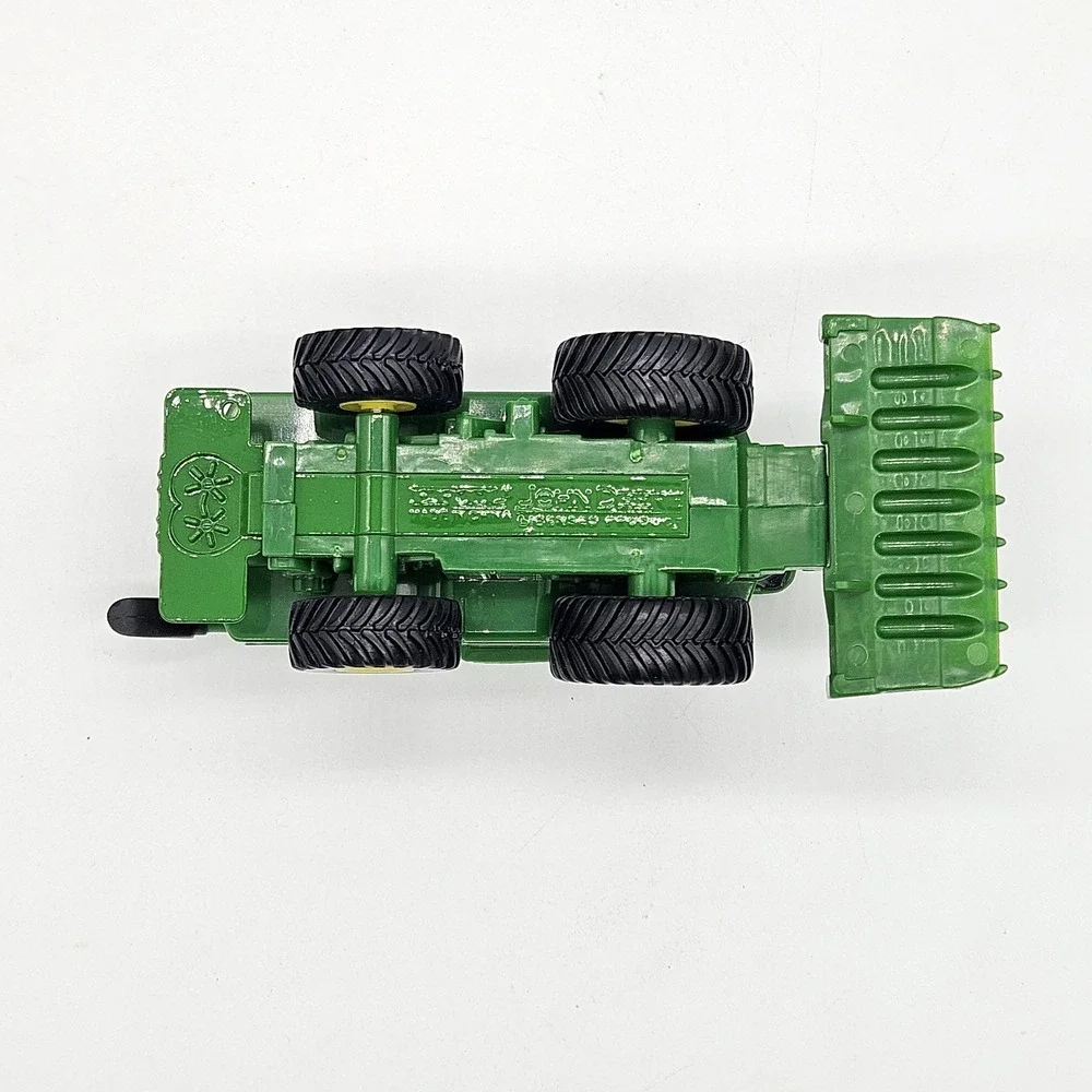 ERTL John Deere Combine Farm Toy Plastic Model J0517YL01 Green